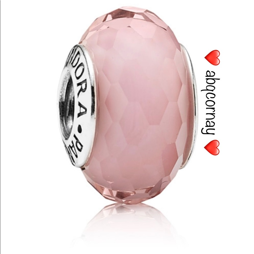 🚨 SALE 🚨 EUC Pandora 791068 Pink Fascinating Faceted Murano Glass Charm